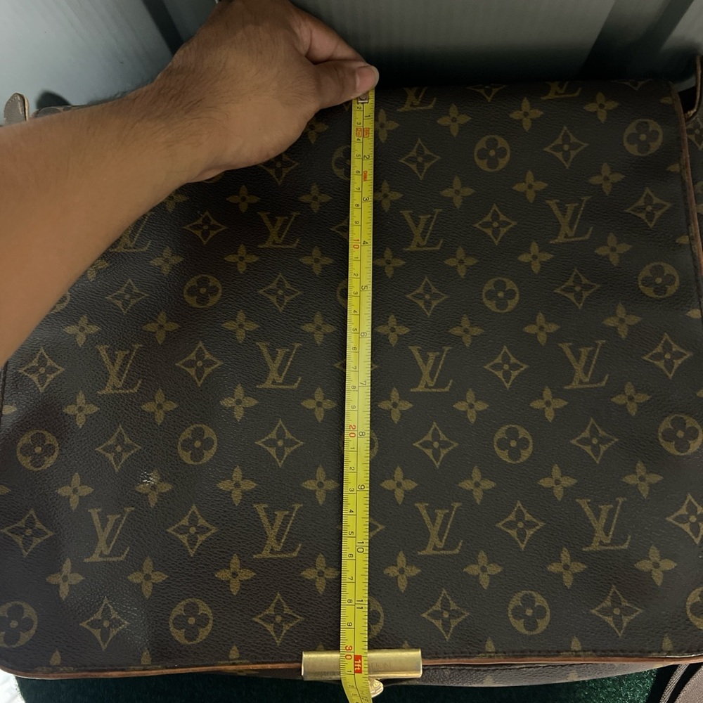 Vintage Louis Vuitton Monogram Abbesses Brown Messenger Bag - Picture 9 of 9